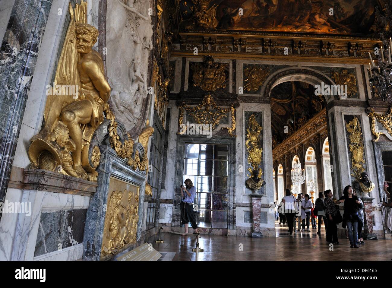Royal demesne of the chateau of versailles hi-res stock photography and ...