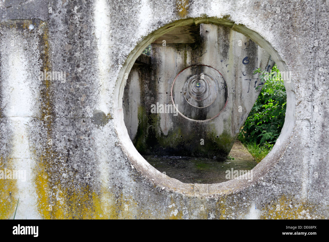 Zelena, Croatia, circular cut-outs in concrete piers Stock Photo