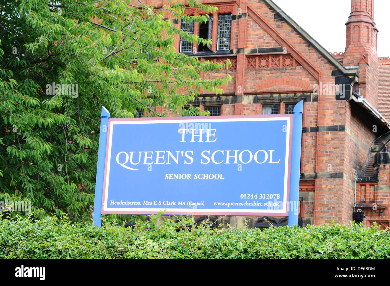 The queens school hires stock photography and images Alamy