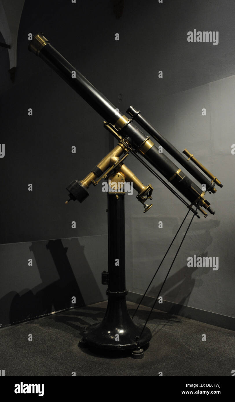 Telescope. The Science and Technology Museum Leonardo da Vinci. Milan.  Italy Stock Photo - Alamy