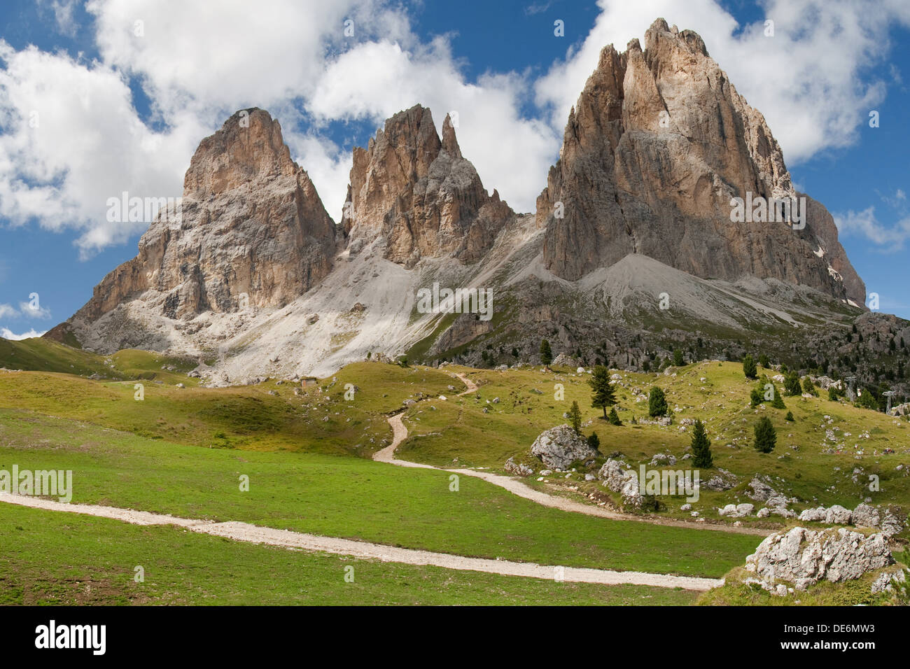 The Langkofel peaks (Sassolungo) from the Sella Pass in the Dolomites, Italy. Stock Photo