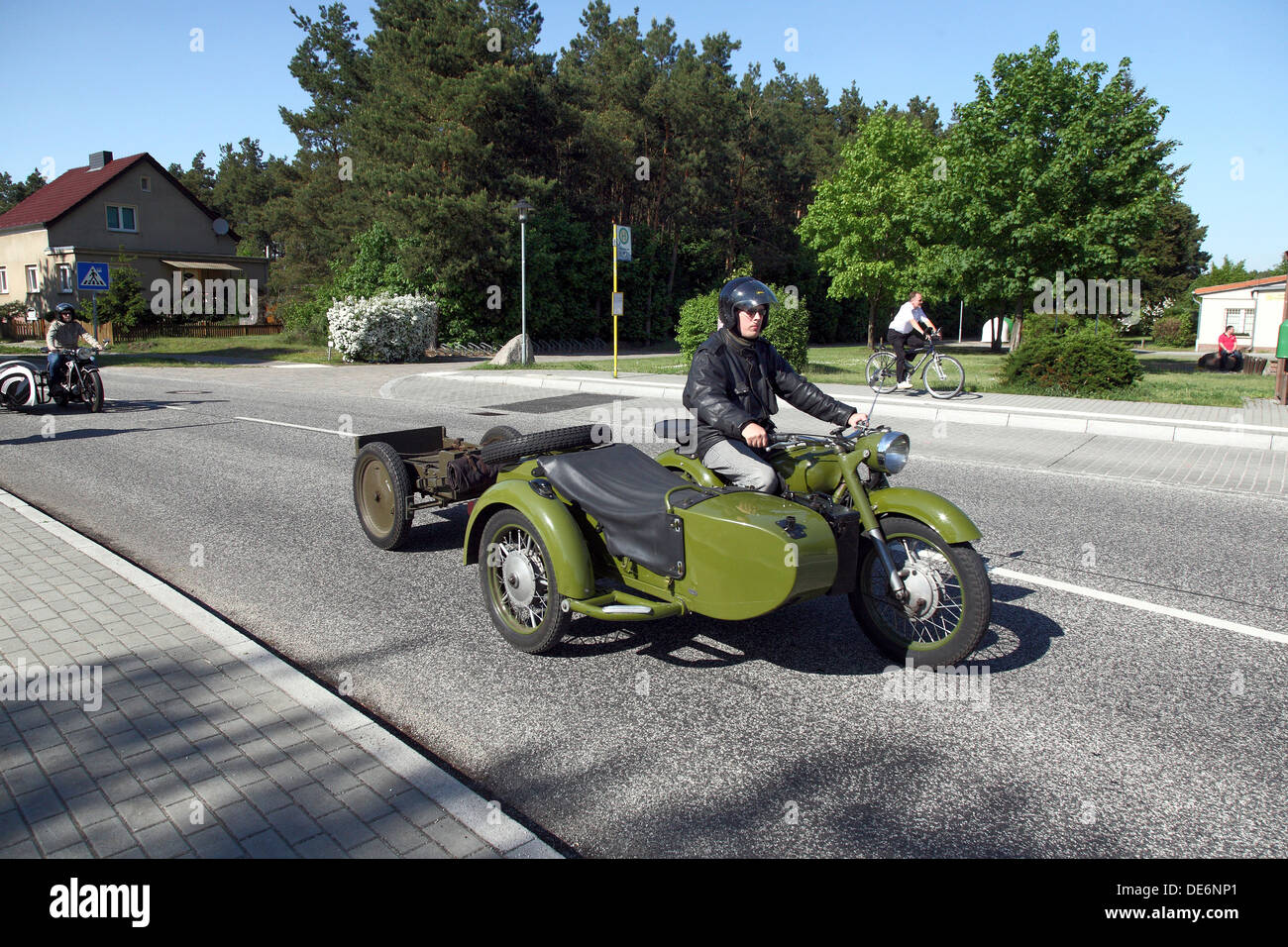 Pairs - root ganglia, Germany, a Dnepr K -750 team on the road Stock Photo