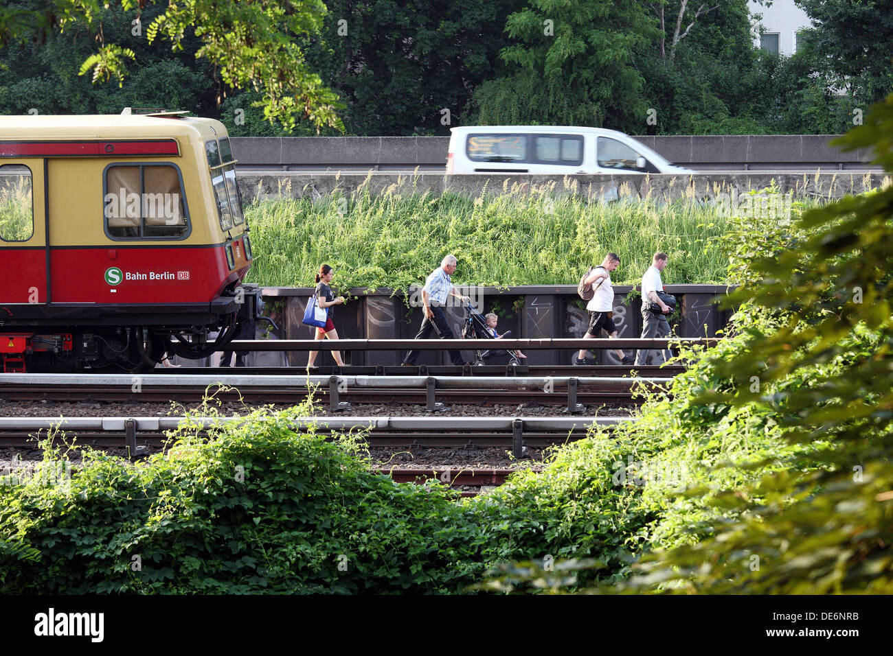 Berlin, Germany, Passengers leave a broken-down train Stock Photo