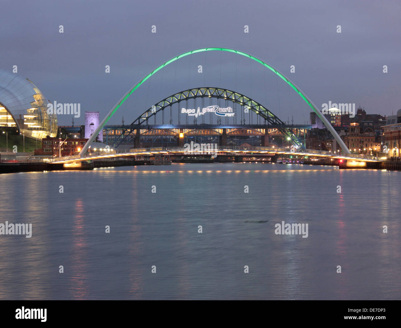 Tyne bridge illuminated for the 2013 Bupa Great North Run Stock Photo