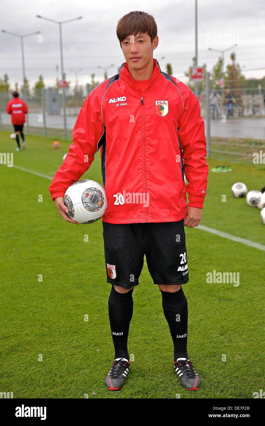 FC Augsburg's new signing Hong JeongHo during his first training
