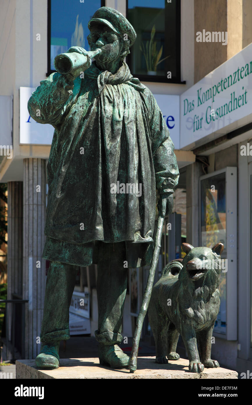 Kuhhirtendenkmal, Bronzeskulptur von Walter Kruse, Kuhhirte Fritz Kortebusch und Hirtenhund, Bochum, Ruhrgebiet, Nordrhein-Westfalen Stock Photo