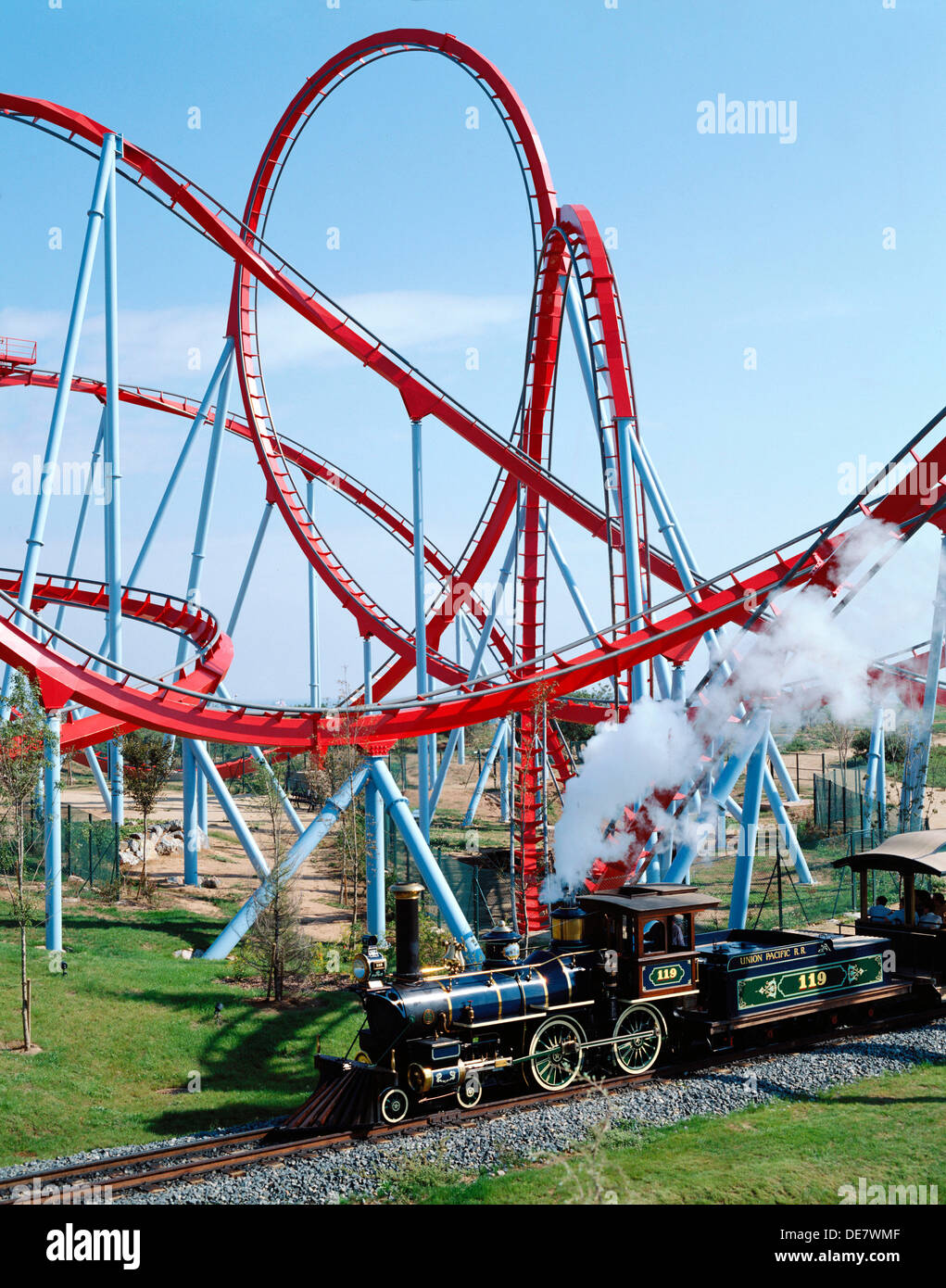 Dragon Khan Roller Coaster. Chinese area. Universal Port Aventura theme  park. Tarragona. Catalonia. Spain Stock Photo - Alamy