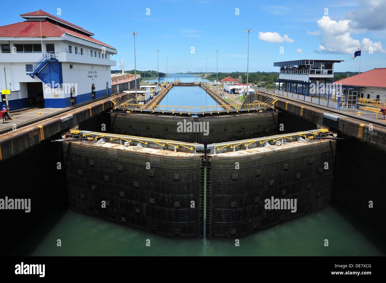 Panama Canal locks filling with water for passage of ship, Panama Stock  Photo - Alamy