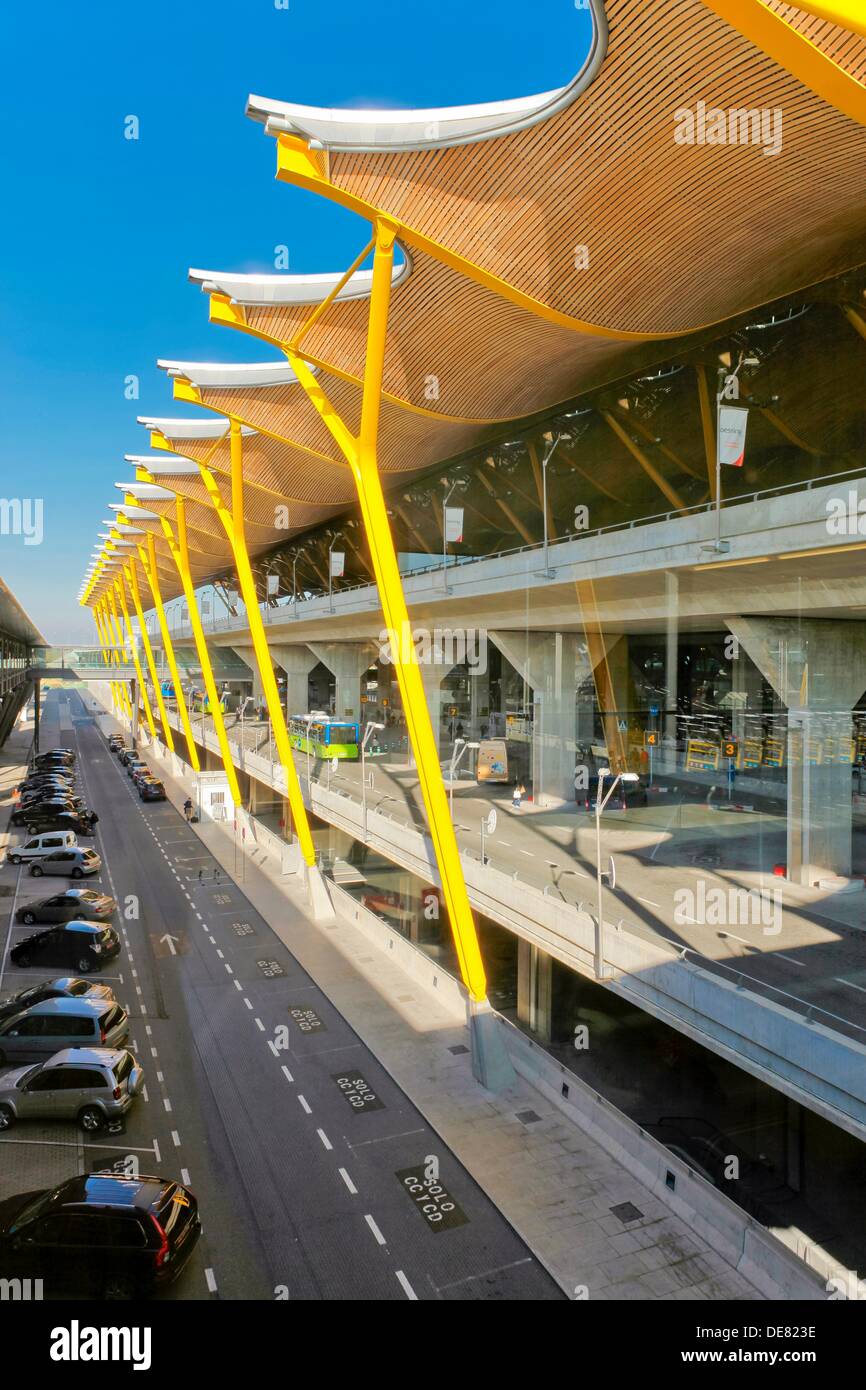 Terminal 4. MadridBarajas Airport. Madrid. Spain Stock Photo Alamy