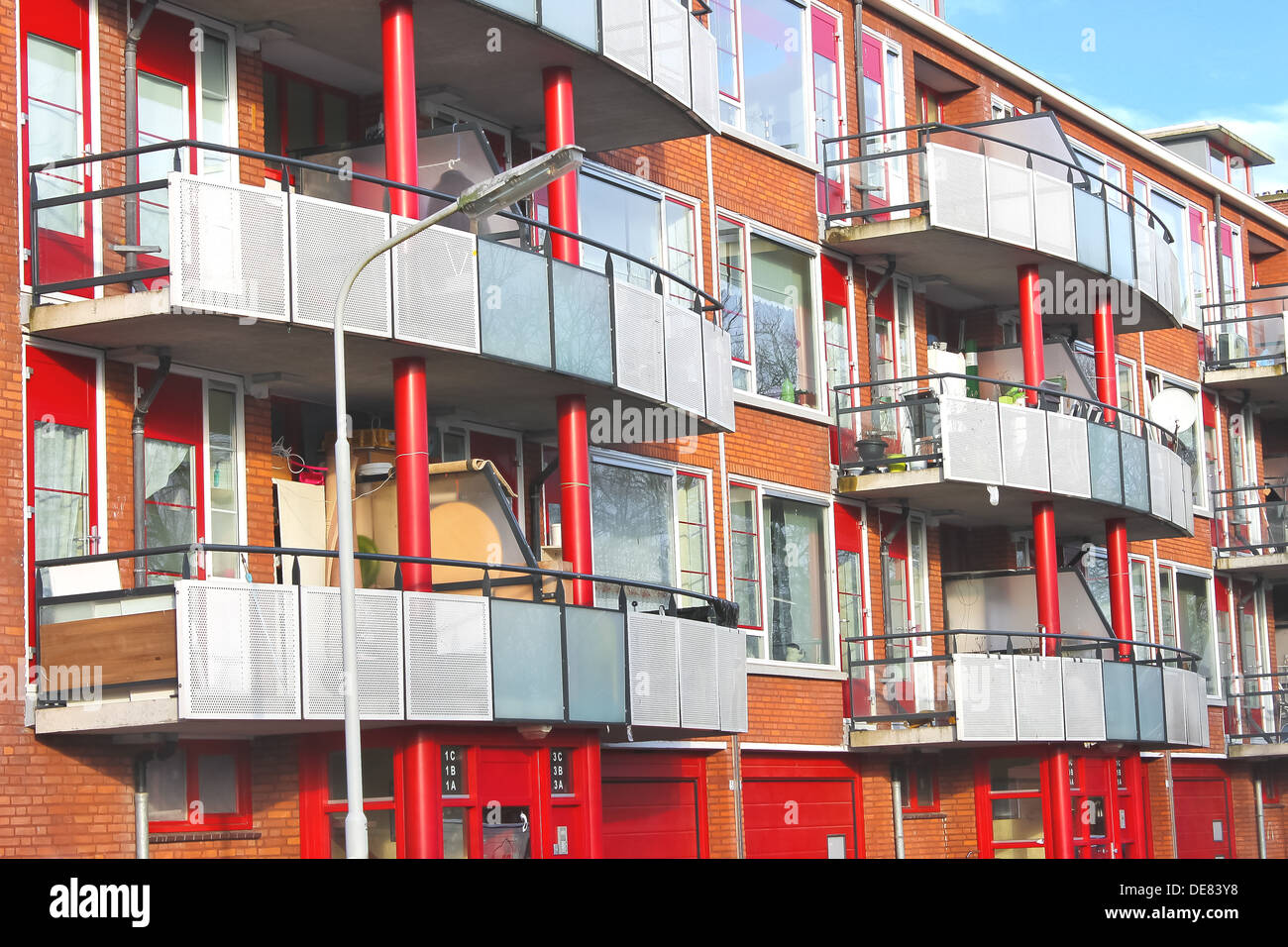 Dutch residential building hi-res stock photography and images - Alamy