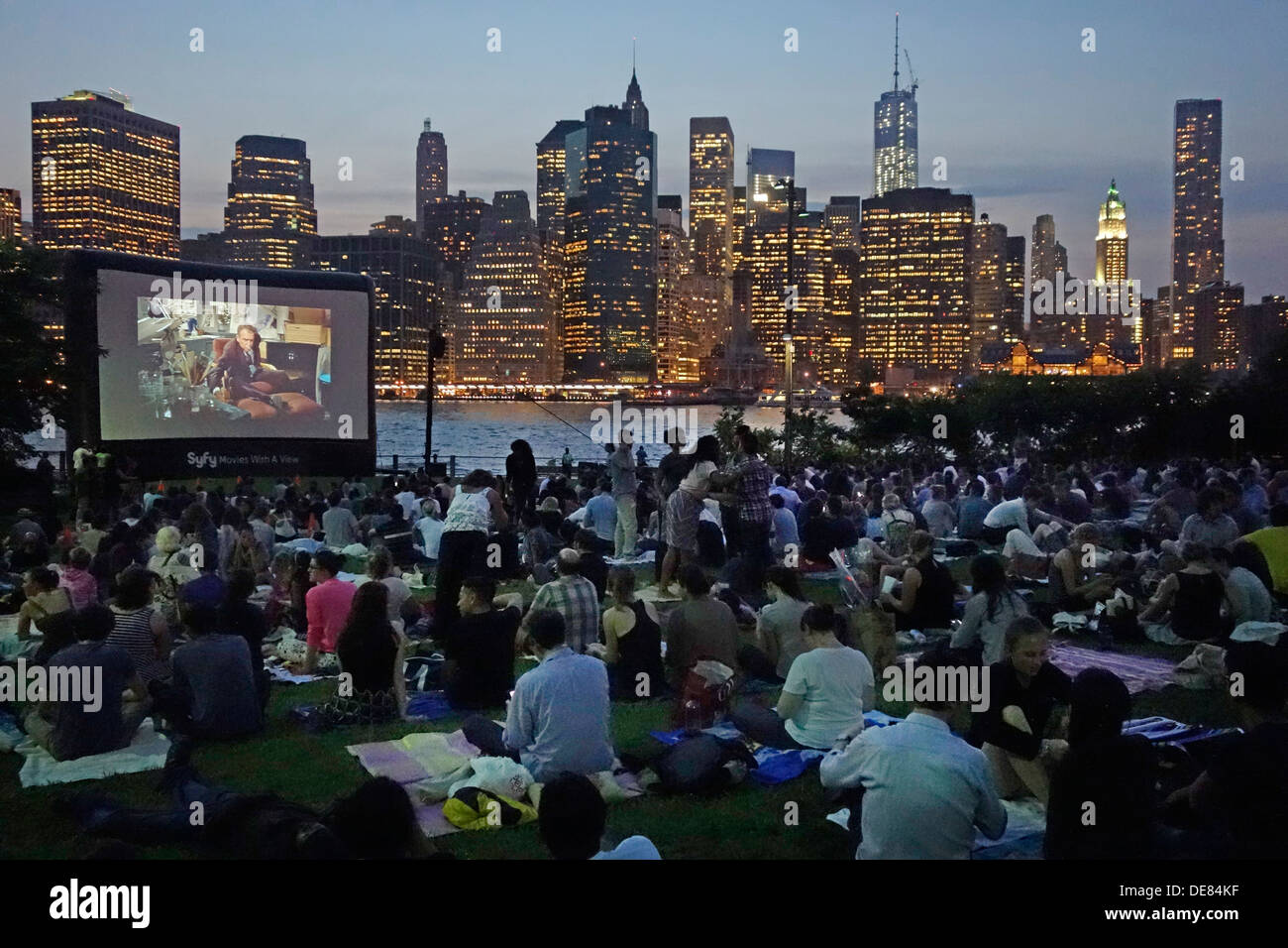 outdoor movies in Brooklyn Bridge park Stock Photo