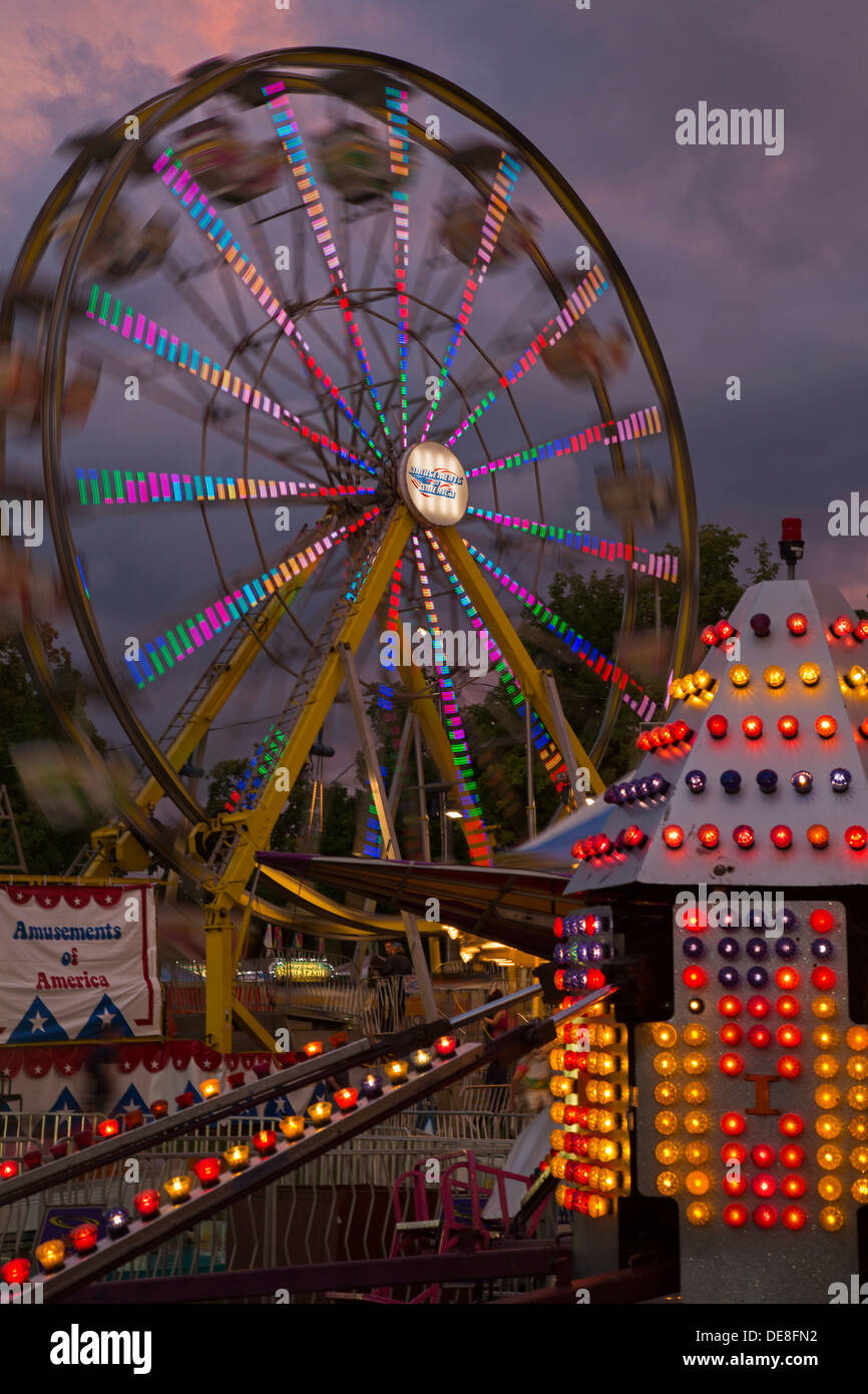 Chatham, New York A ferris wheel at the Columbia County Fair Stock Photo Alamy
