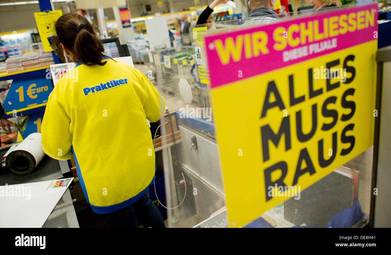 Hardware store chain hires stock photography and images Alamy