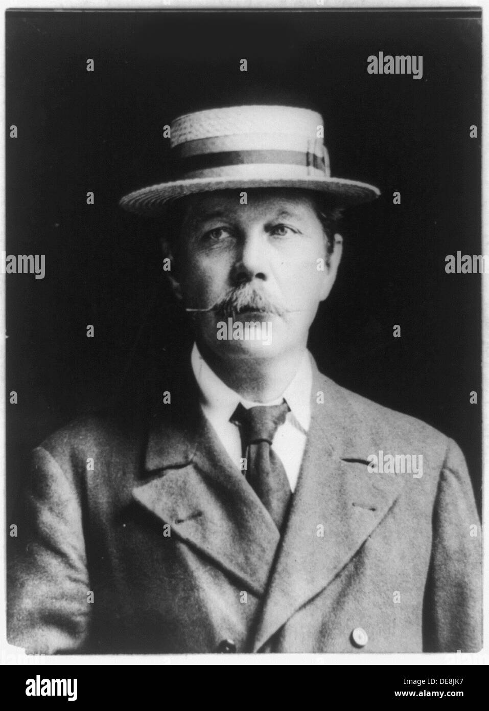 Sir arthur conan doyle stock photo alamy