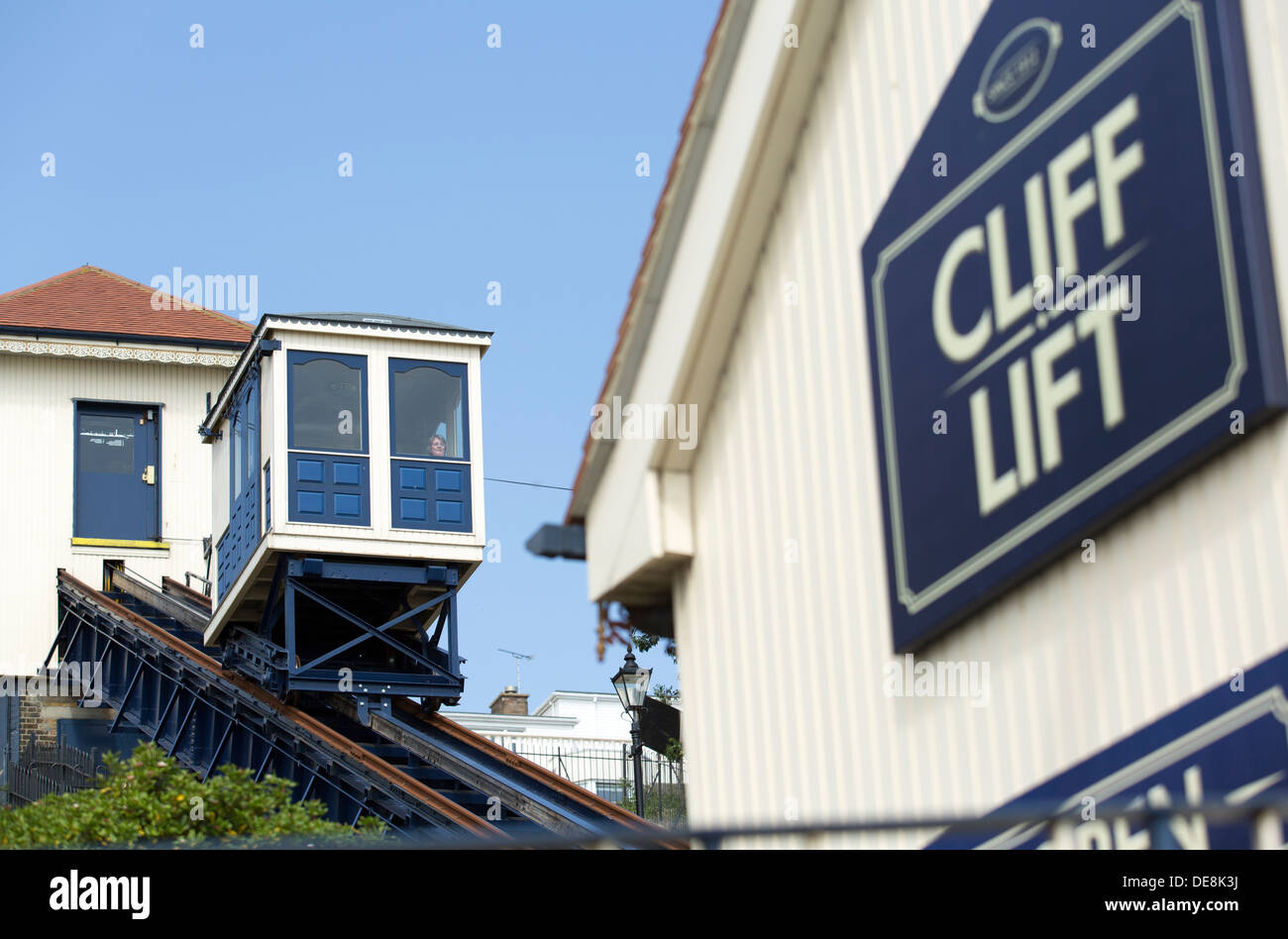 21/08/2013 CLIFF LIFT, SOUTHEND CLIFF RAILWAY, SOUTHENDONSEA Stock Photo Alamy