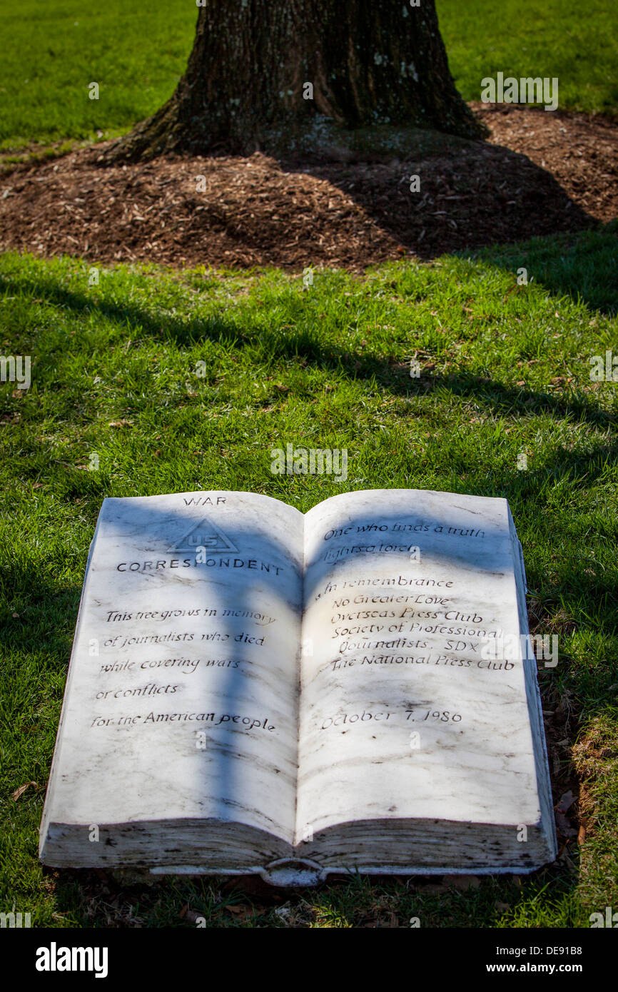 Marker and tree at Arlington National Cemetery honoring those journalists killed while covering wars and conflicts, Virginia USA Stock Photo