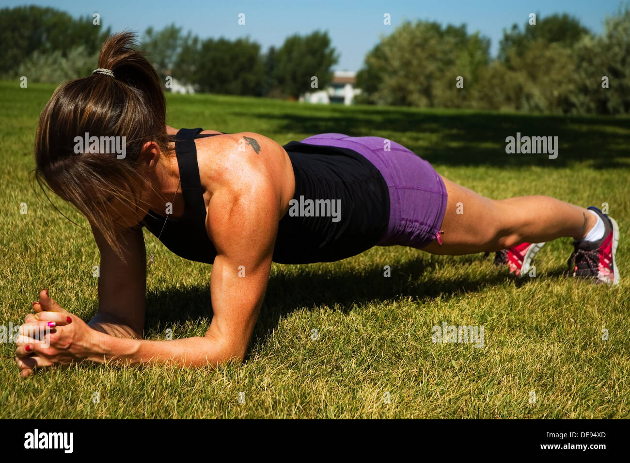 Plank position exercise hi-res stock photography and images - Alamy