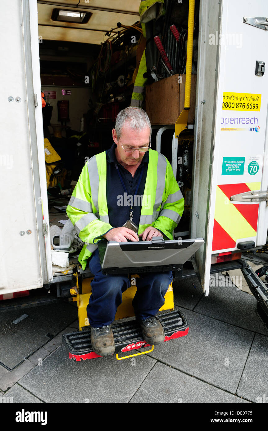 BT Engineer Installing And Repairing Fibre Optic Cable Stock Photo Alamy