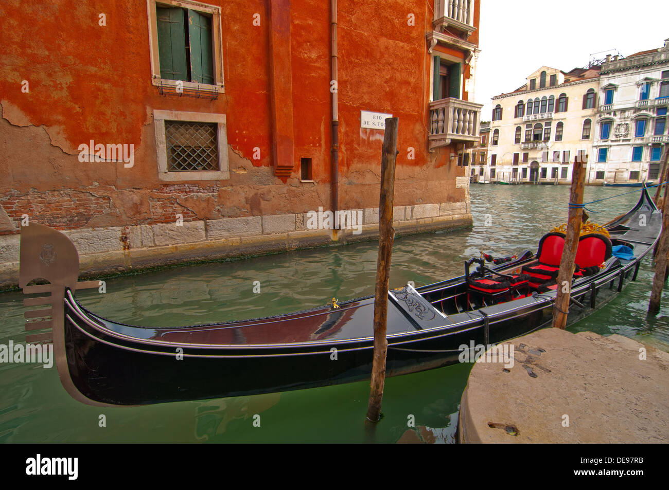Venice Italy Gondolas on canal , most famous boat Stock Photo - Alamy