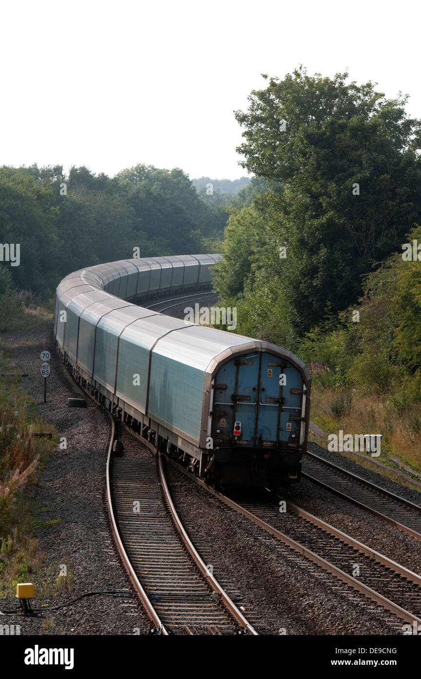 Car going around a curve hires stock photography and images Alamy