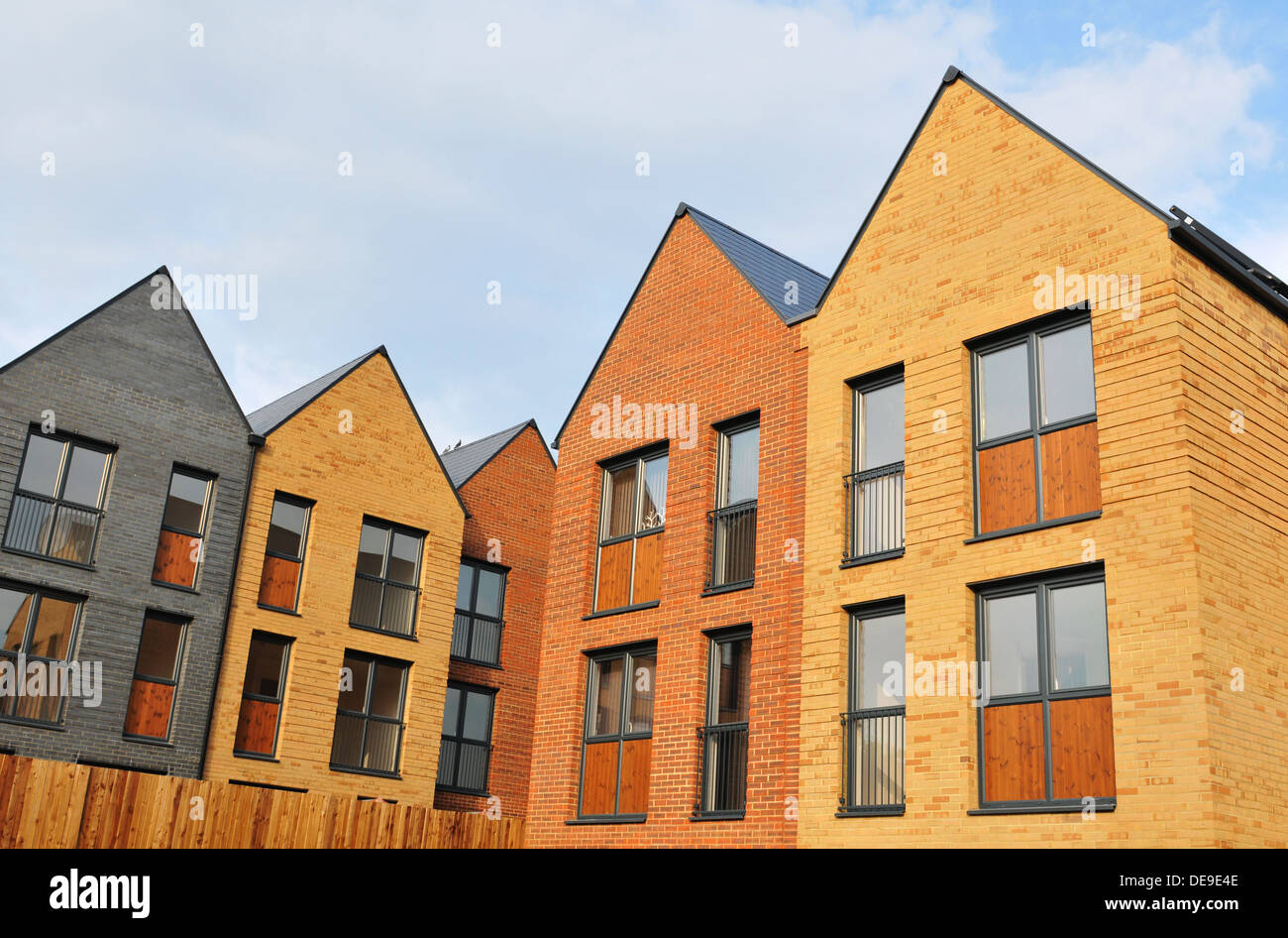 Newly built houses for sale Stock Photo Alamy