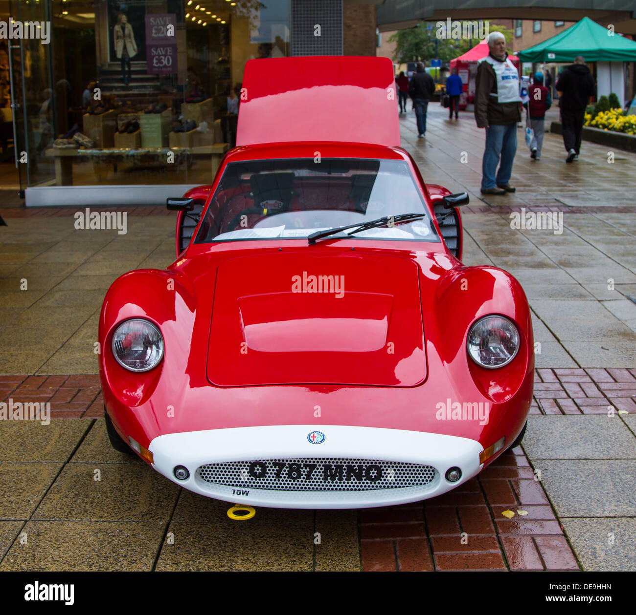 Solihull, UK . 14th Sep, 2013. Classic car show in Mell Square in
