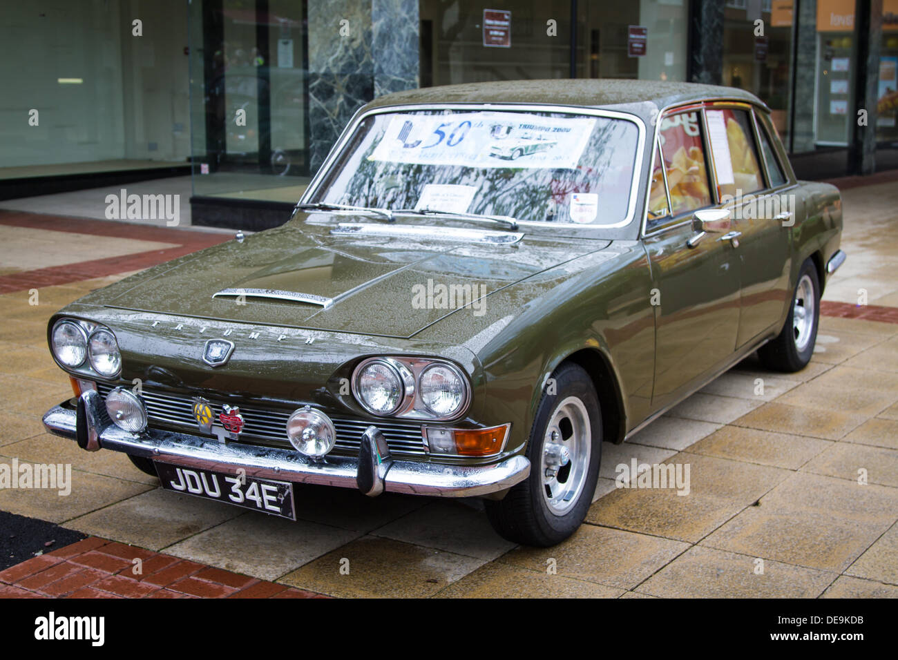 Solihull, UK . 14th Sep, 2013. Classic car show in Mell Square in