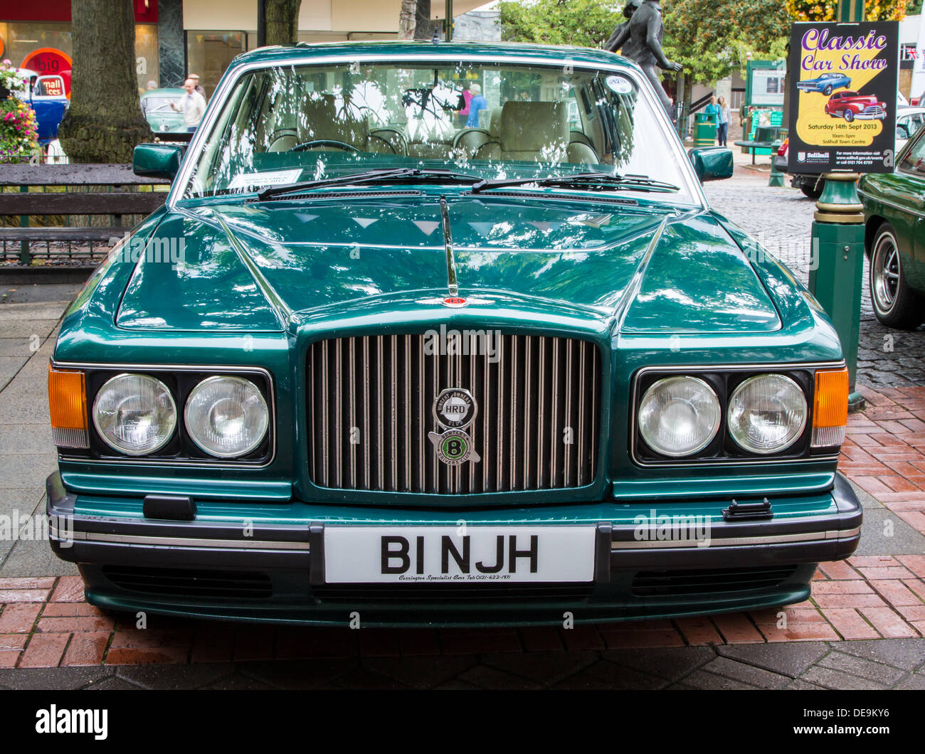 Solihull, UK . 14th Sep, 2013. Classic car show in Mell Square in