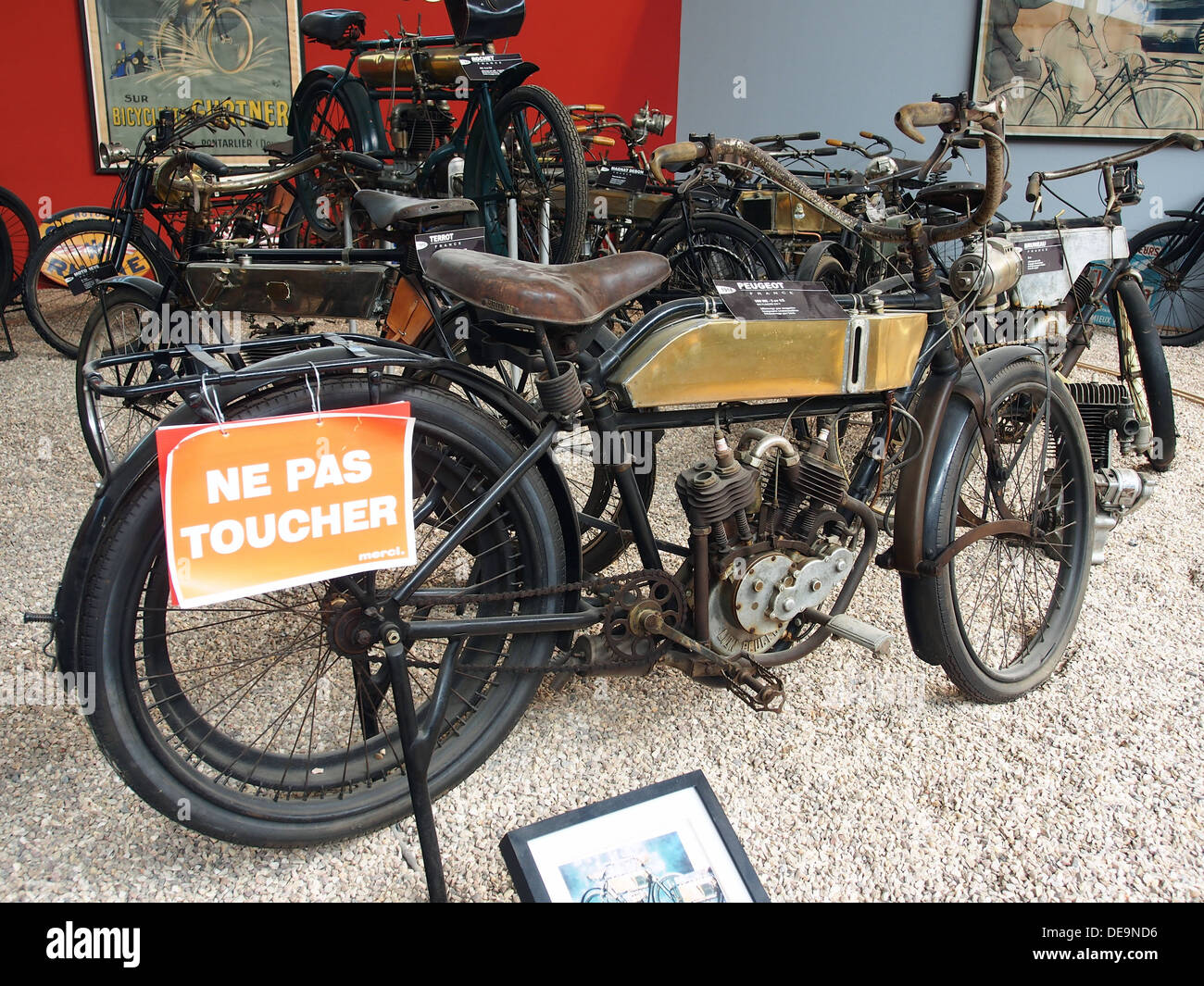 1914 Peugeot 350 MC 3,5cv Mus e de la Moto et du V lo, Amneville, France,  003 Stock Photo - Alamy
