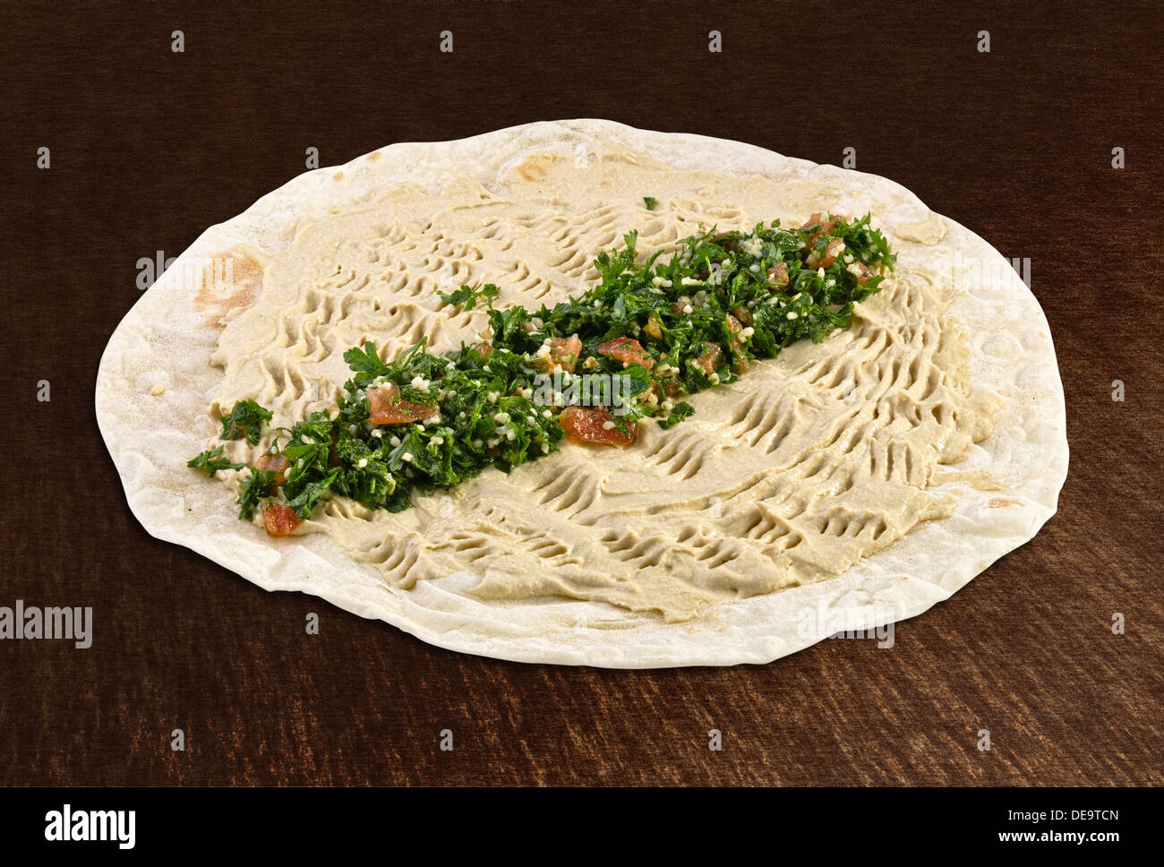 Hummus with pita bread Stock Photo - Alamy