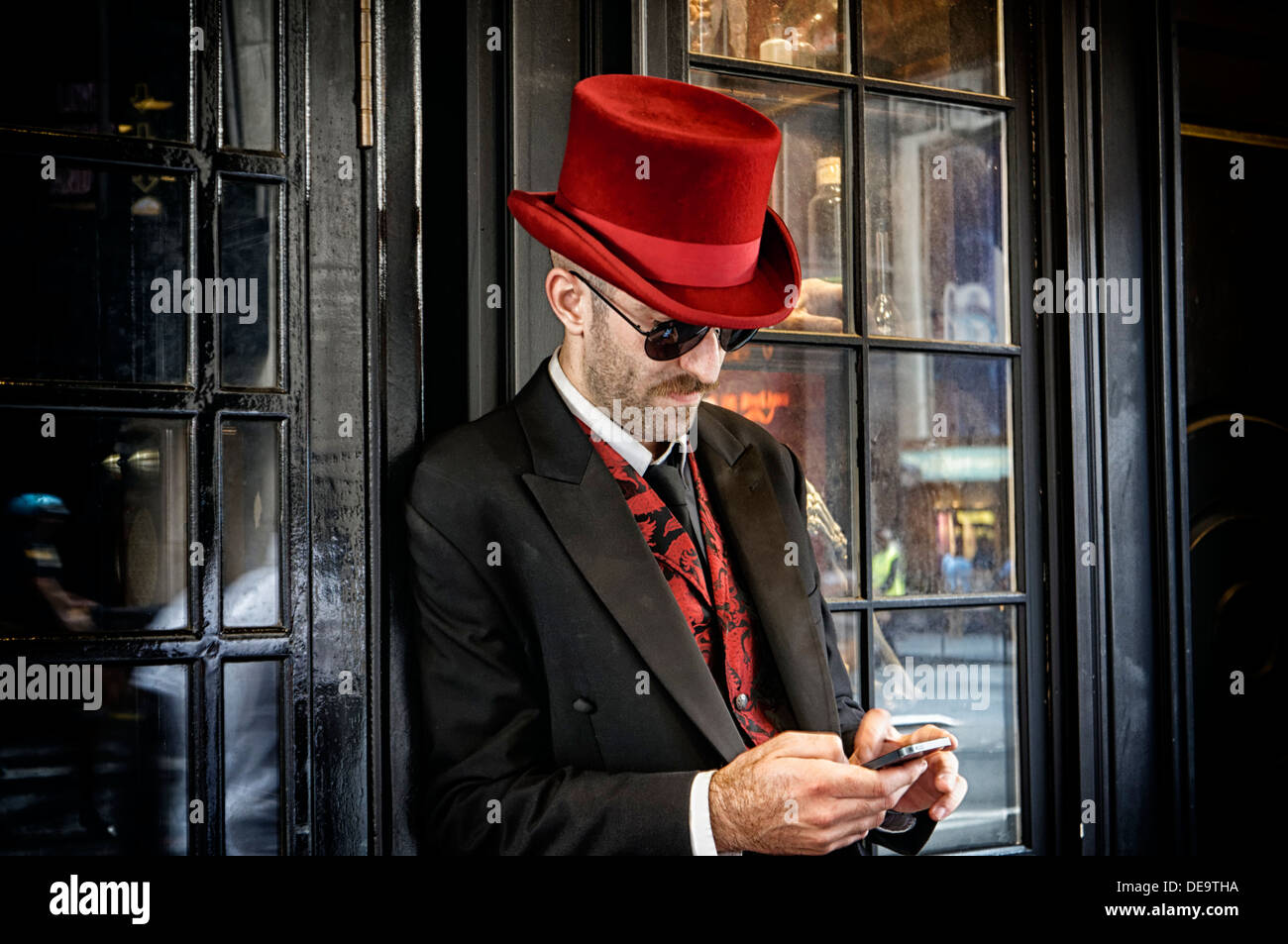creepy top hat
