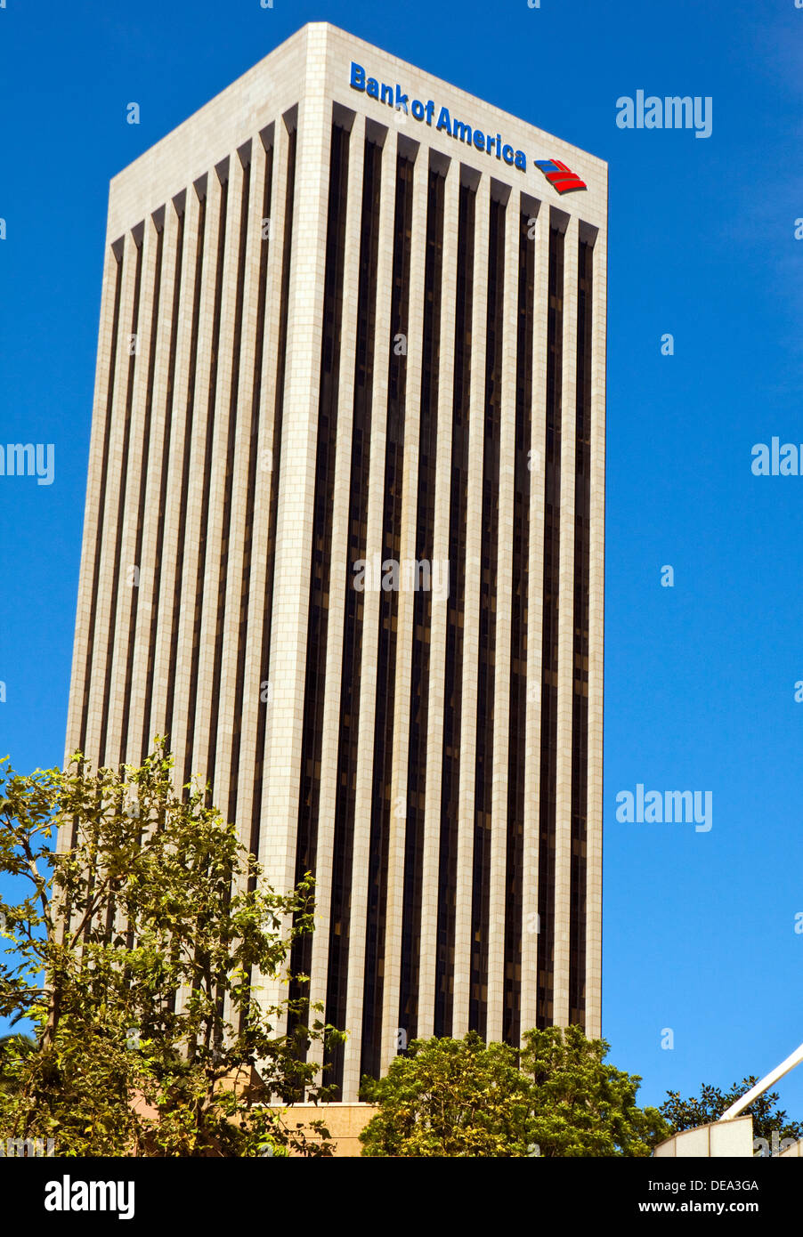 A View Of The Bank Of America Building In Downtown Los Angeles California DEA3GA 