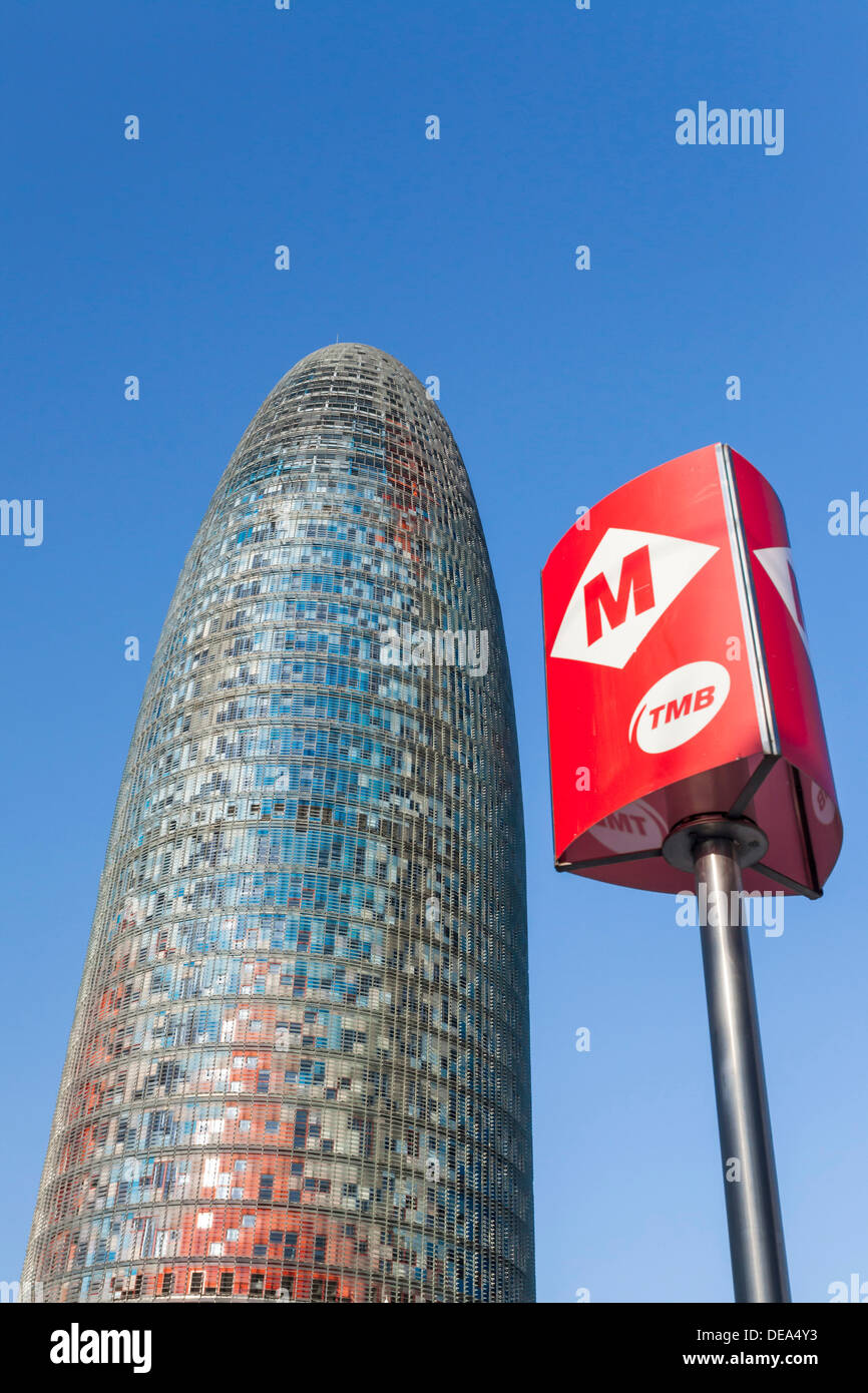 Torre Agbar, Barcelona. Designed by Jean Nouvel. Opened in 2005 it´s an