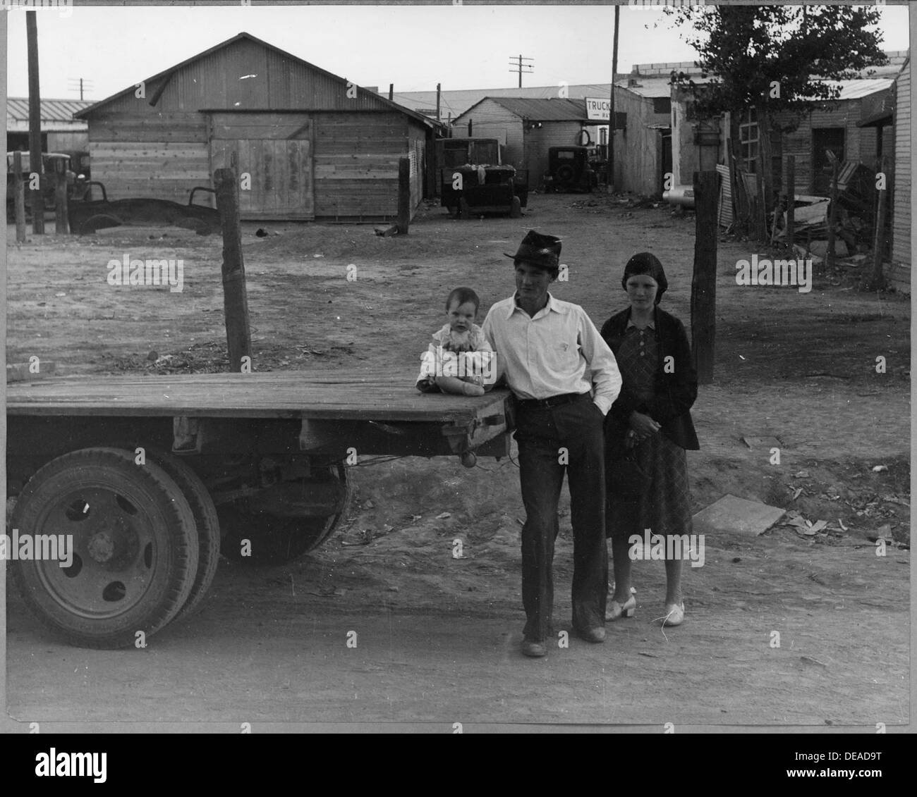 Migrant cotton pickers in Black and White Stock Photos & Images - Alamy