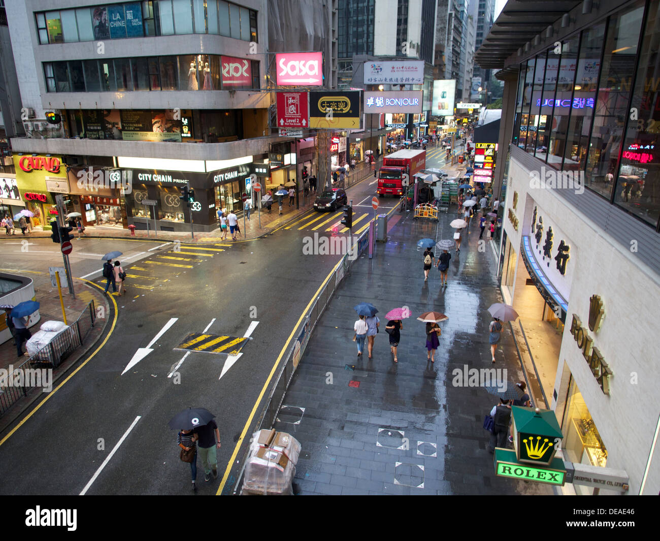 View of Queen's Road East on a wet Saturday evening Stock Photo
