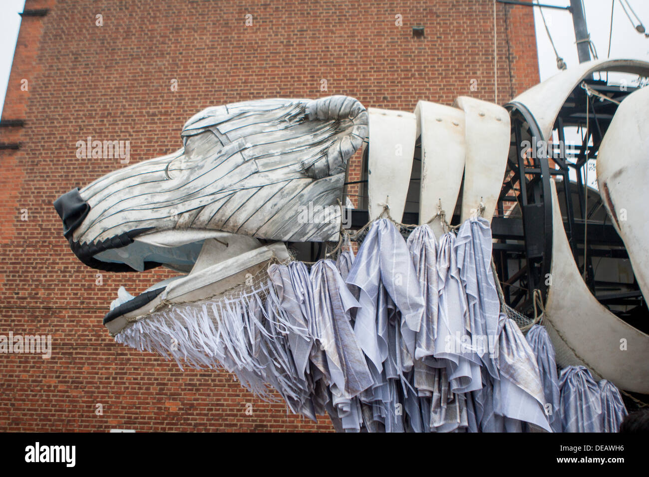 London, UK. 15 September 2013. Greenpeace take world's largest polar bear puppet, Aurora, in parade to Shell Oil's London HQ.  Credit:  martyn wheatley/Alamy Live News Stock Photo