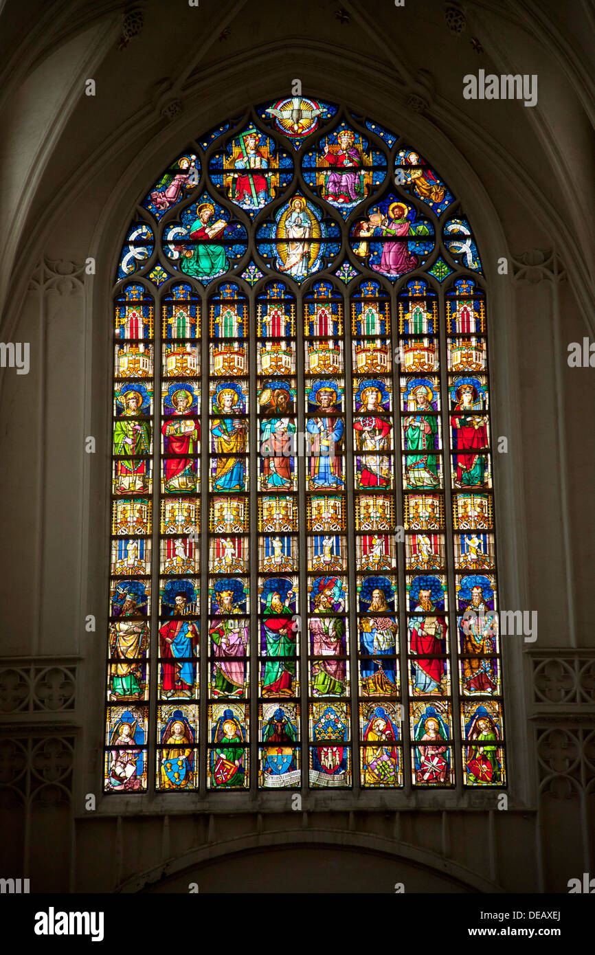 church window of the The Onze-Lieve-Vrouwekathedraal (Cathedral of our Lady) in Antwerp, Belgium, Europe Stock Photo