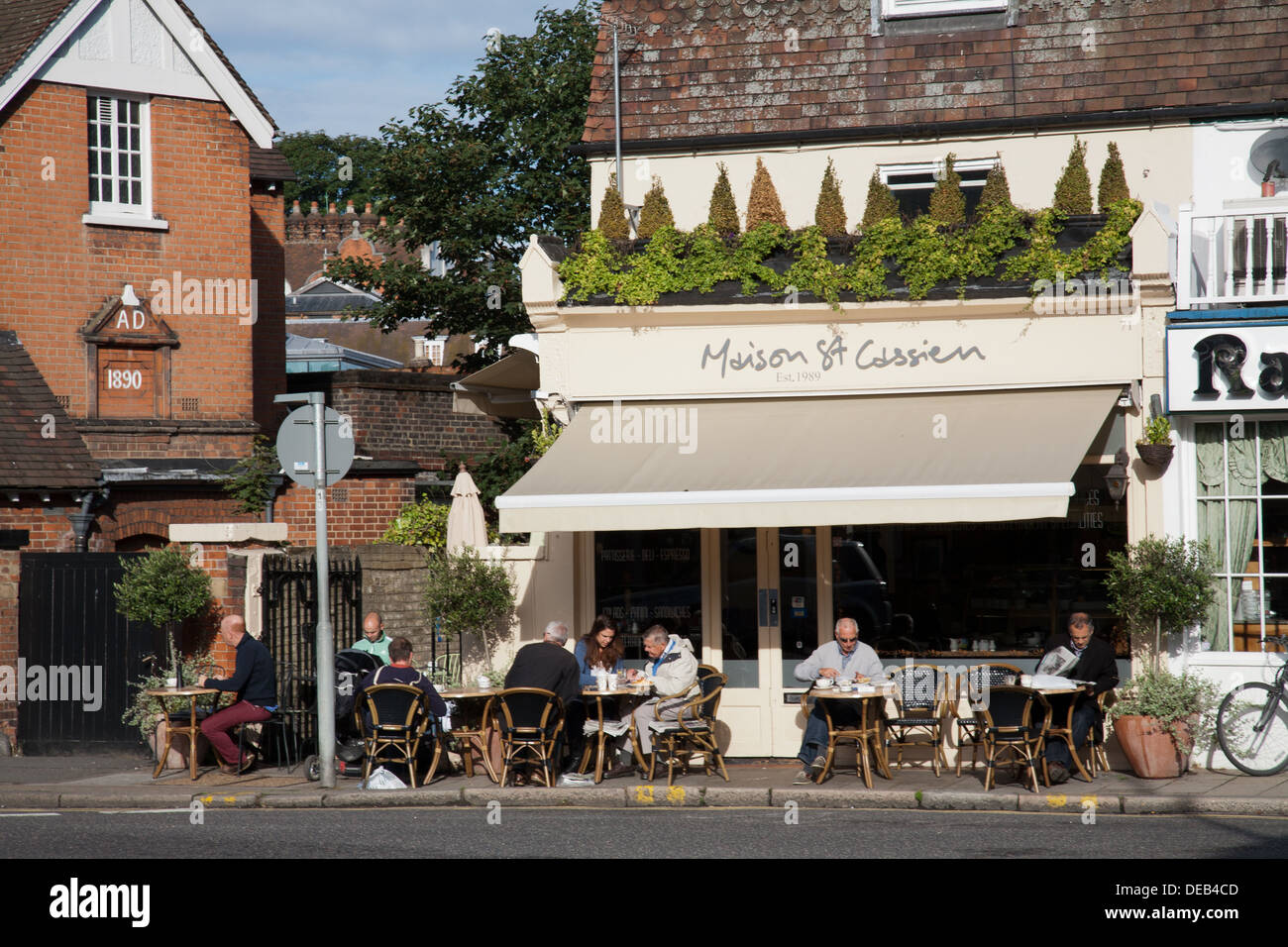 Wimbledon village shops hires stock photography and images Alamy