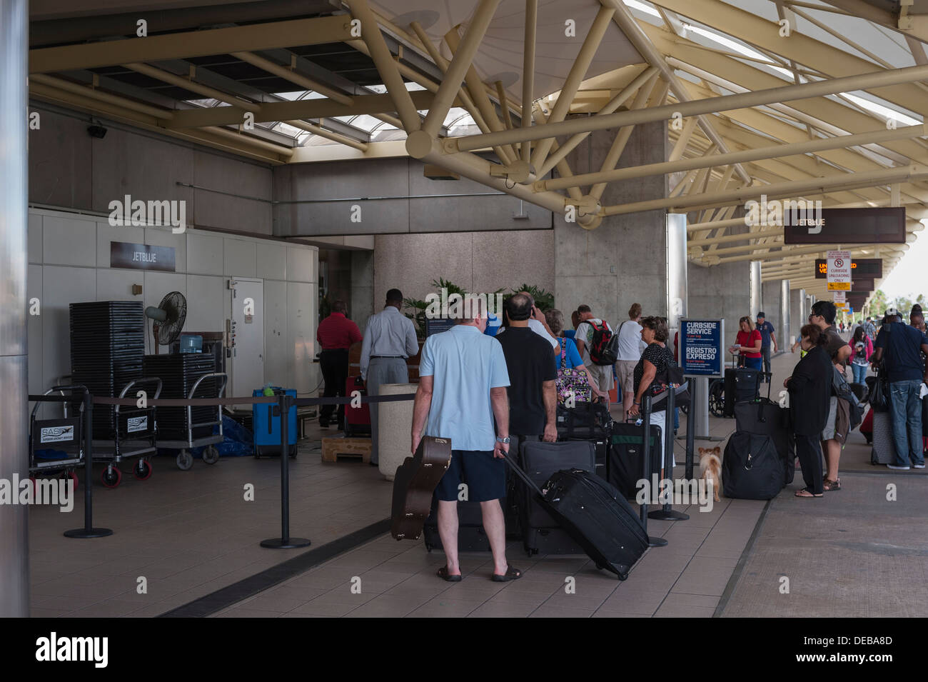 Orlando international airport hires stock photography and images Alamy