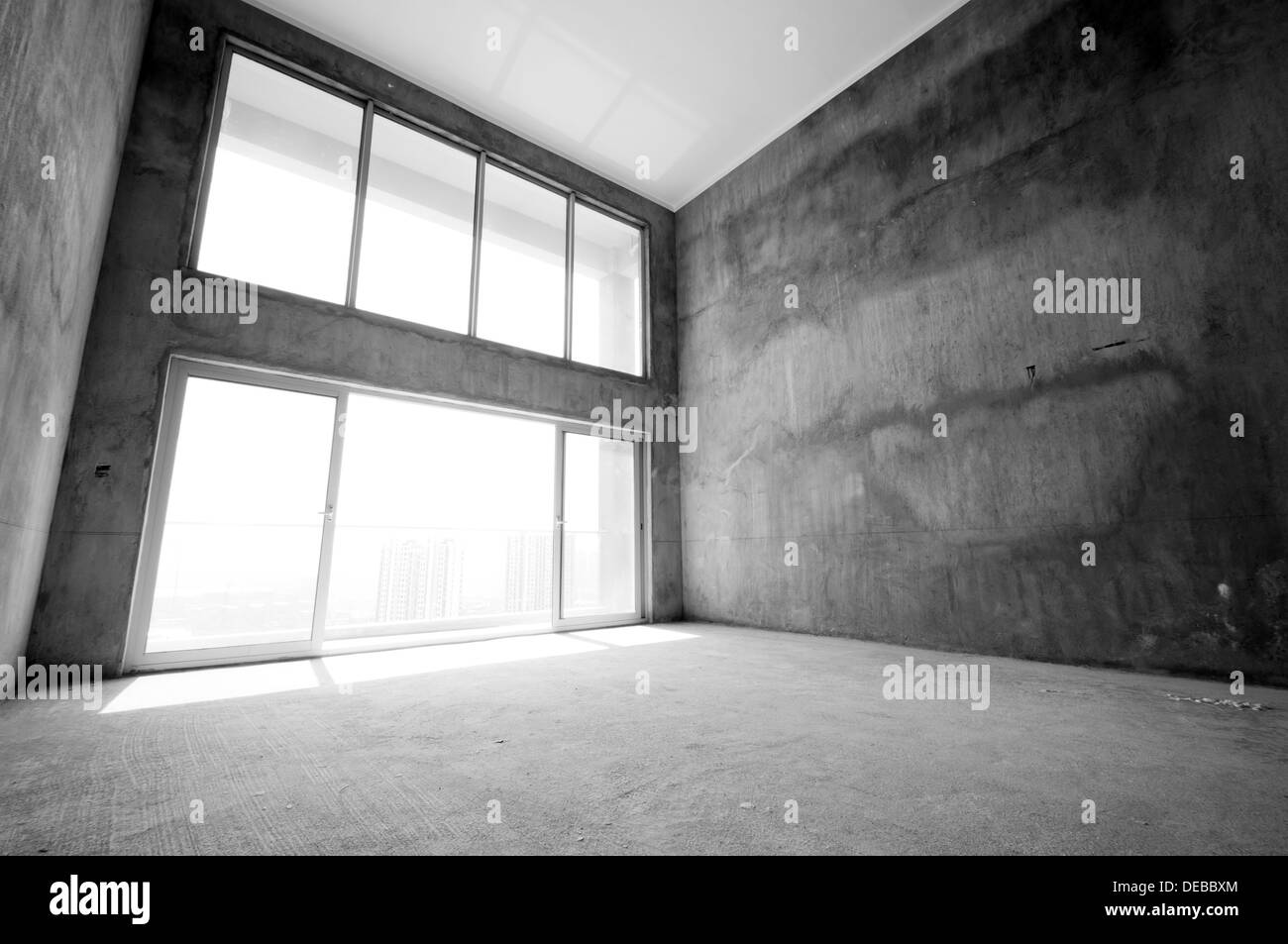Empty room with sunlight Stock Photo Alamy