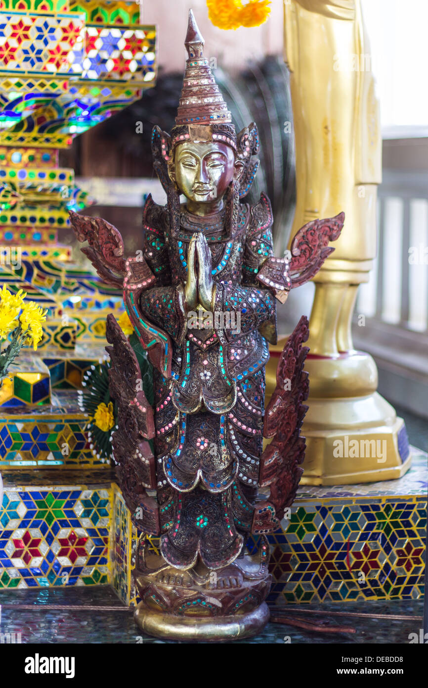 Thai Teppanom Angel Statue Stock Photo Alamy