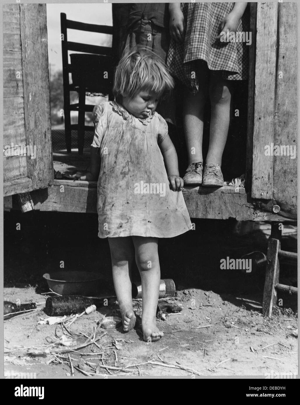 On Arizona Highway 87, south of Chandler. Maricopa County, Arizona. Children in a democracy. A migra . . . 5204 Stock Photo