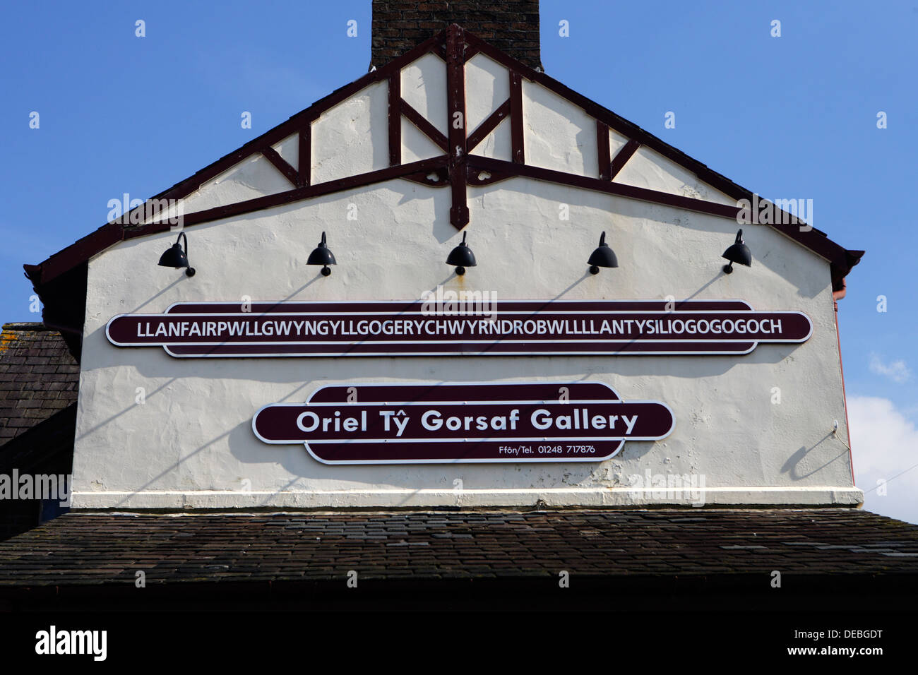 Llanfairpwllgwyngyll gogerychwyrndrobwll llantysilio gogogoch hires stock photography and