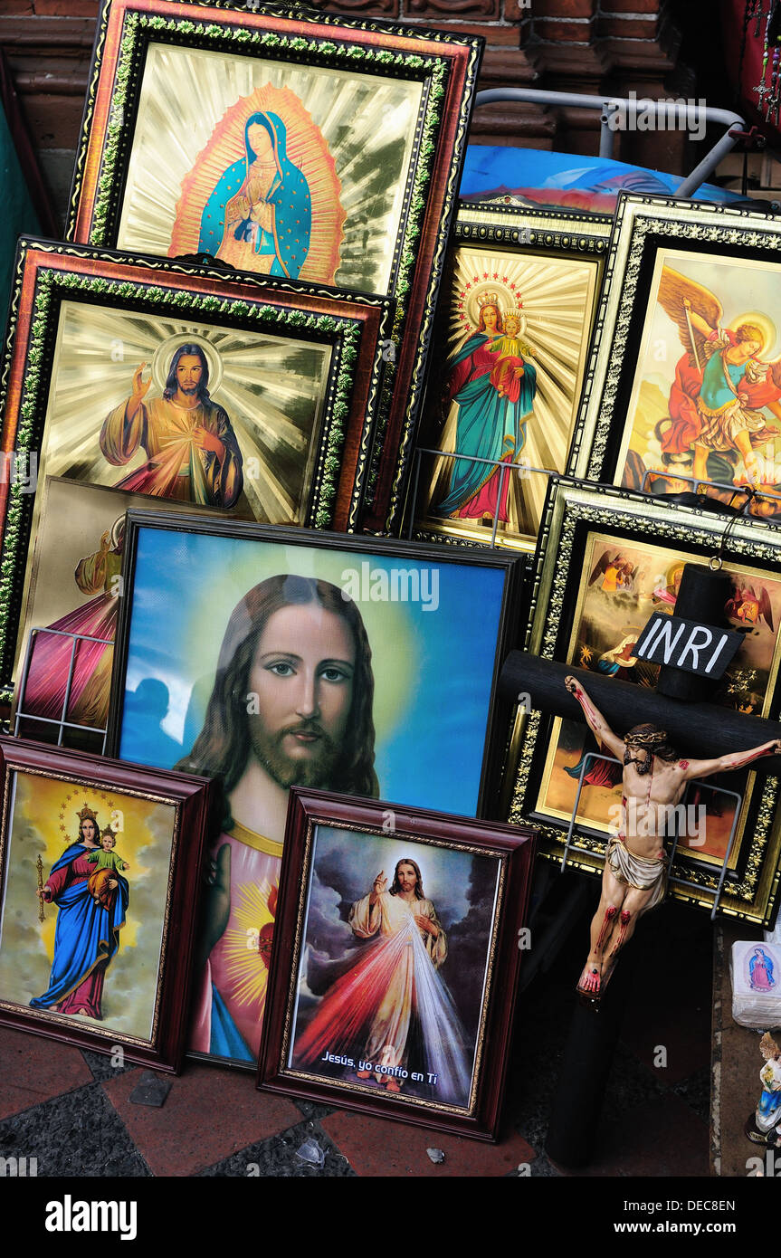 Shop selling religious in San Jose Church - Center of MEDELLIN .Department of Antioquia. COLOMBIA Stock Photo