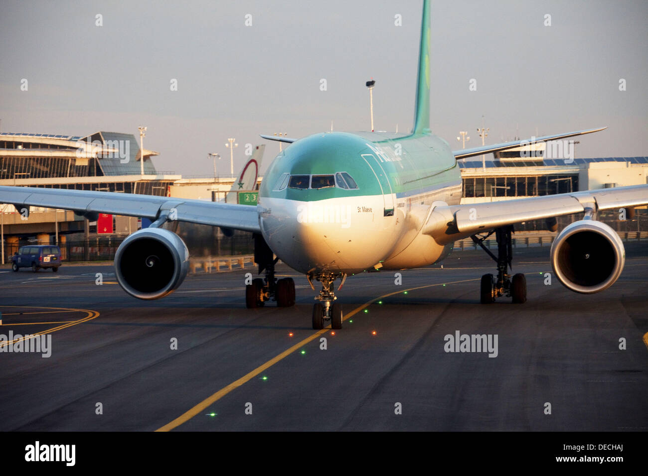 Ground traffic, JFK airport, New York, USA Stock Photo Alamy