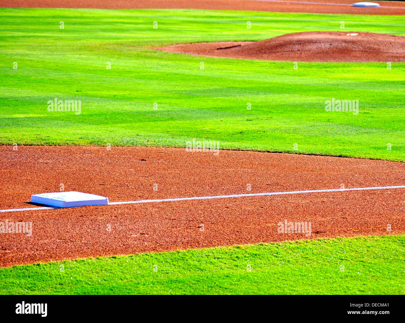 Bases and pitchers mound Stock Photo Alamy
