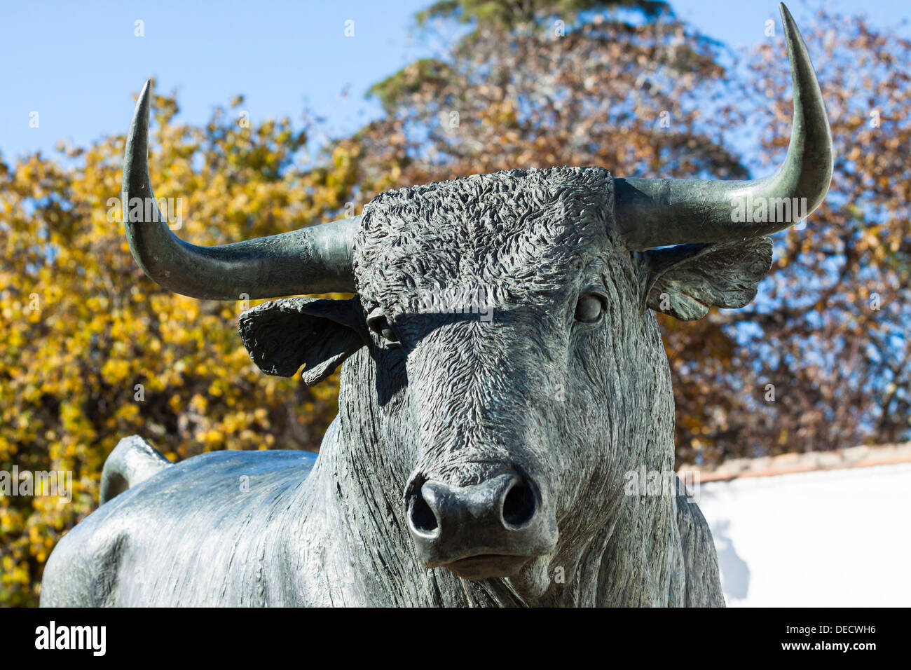 Statue of spanish bull hires stock photography and images Alamy