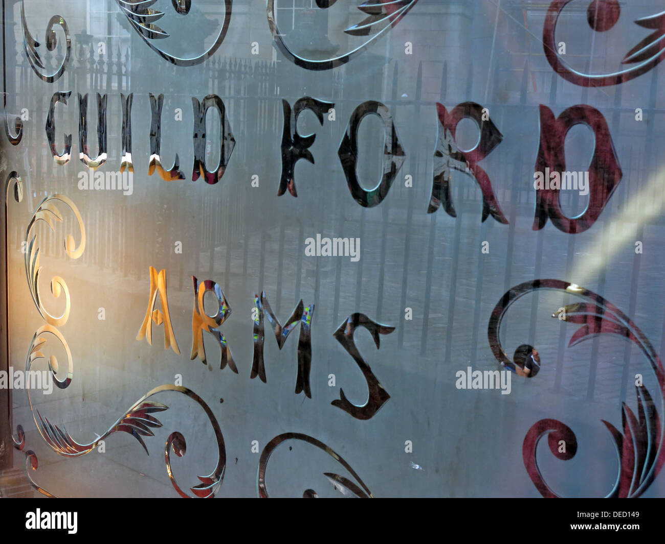 Guildford Arms glass etched pub window, West Register St, Edinburgh, Scotland,UK Stock Photo