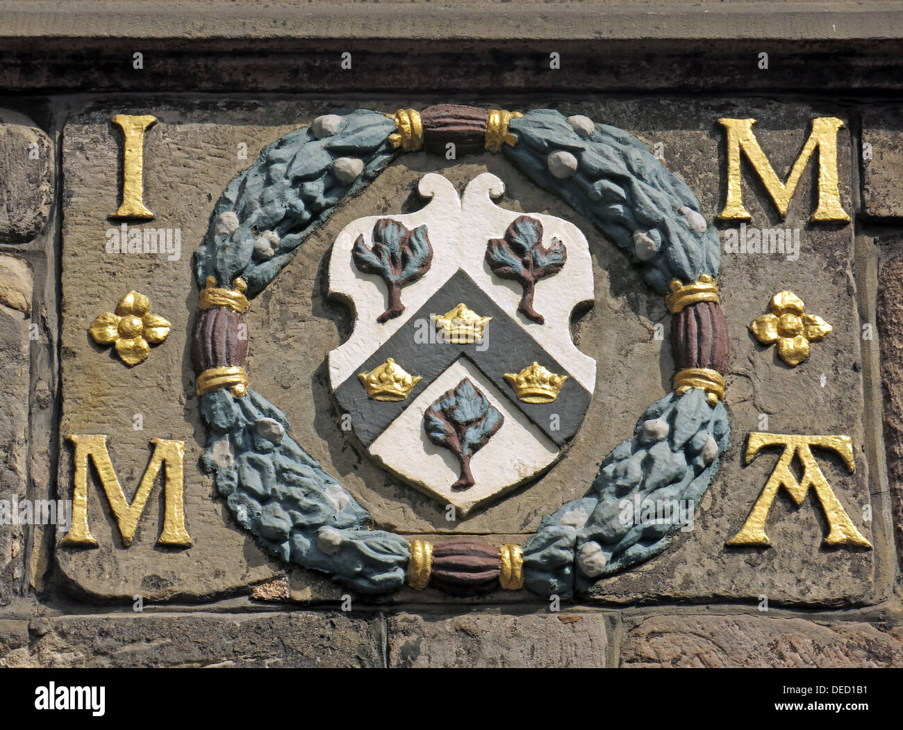 Crest from John Knox House High St Royal Mile Edinburgh Scotland UK Stock Photo
