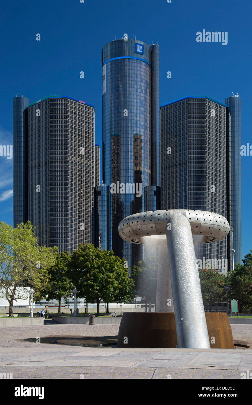 General Motors headquarters and the Detroit Marriott Hotel in the